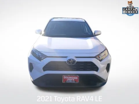 White 2021 Toyota RAV4 LE for sale in Milwaukee, WI