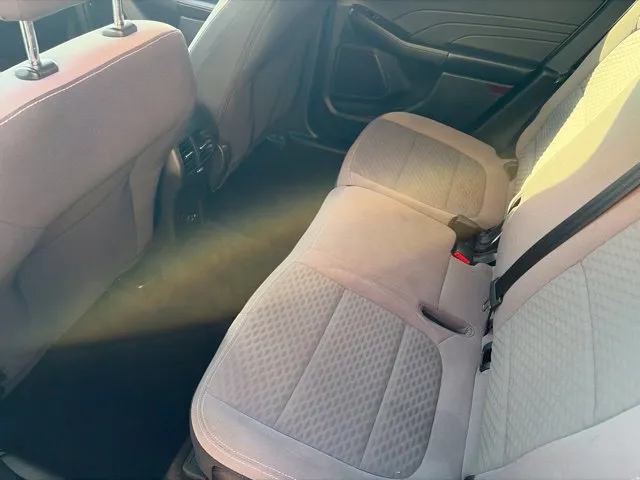 Ford Escape photo 29