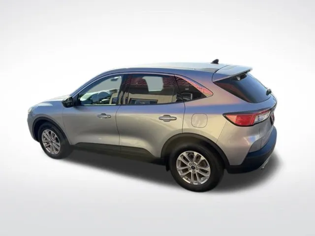 Ford Escape photo 9