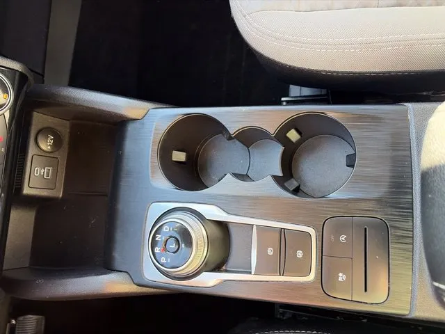 Ford Escape photo 22