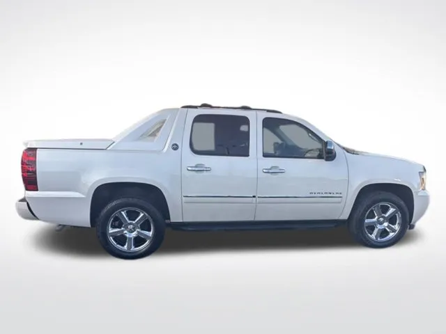 Chevrolet Avalanche photo 8