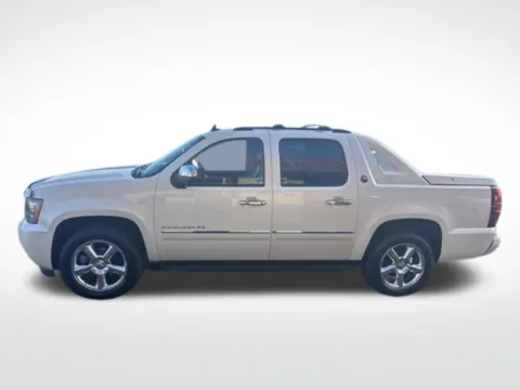 More photos of 2013 Chevrolet Avalanche 1500 LTZ at Diamond Jim's West Allis, WI