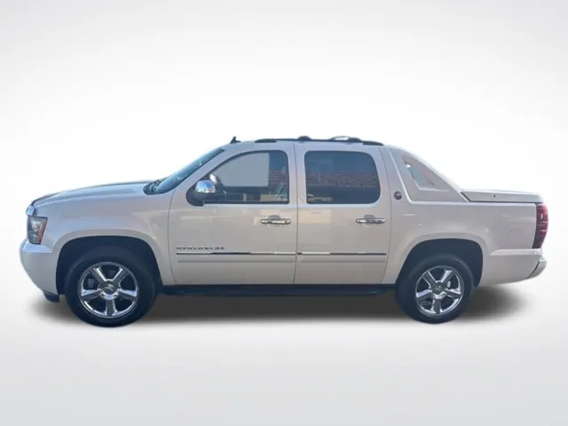 Chevrolet Avalanche photo 4