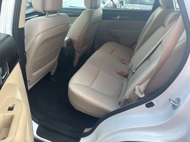 Kia Sorento photo 16