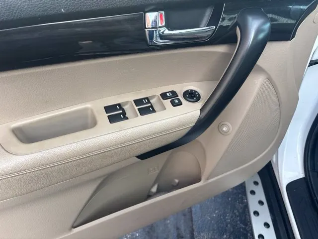 Kia Sorento photo 9