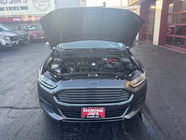 Ford Fusion photo 24