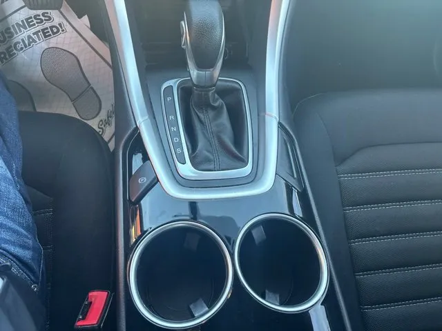 Ford Fusion photo 15