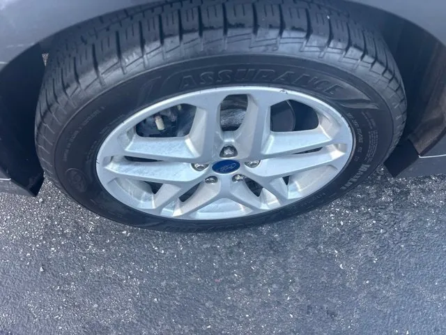 Ford Fusion photo 28