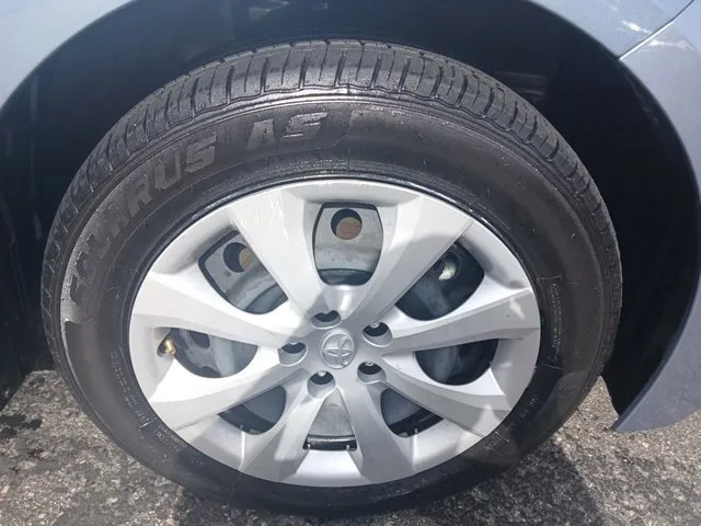Toyota Corolla photo 12