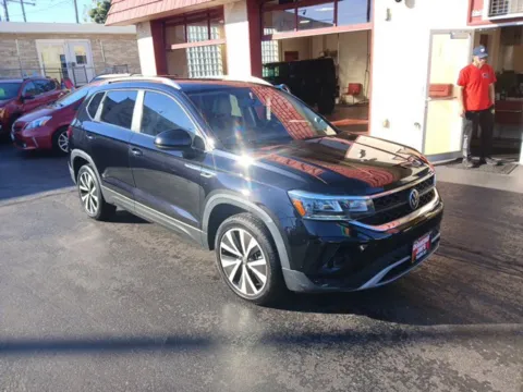 More photos of 2022 Volkswagen Taos 1.5T SE at Diamond Jim's West Allis, WI