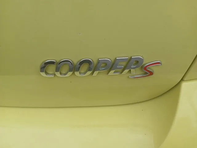 Mini Cooper photo 11