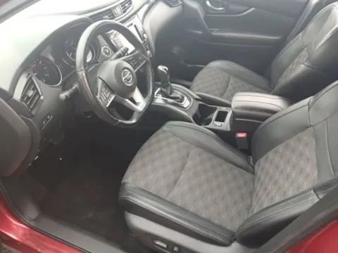 More photos of 2022 Nissan Rogue Sport SV at Diamond Jim's West Allis, WI