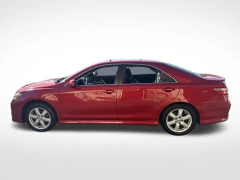More photos of 2008 Toyota Camry SE at Diamond Jim's West Allis, WI