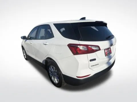 More photos of 2019 Chevrolet Equinox LS at Diamond Jim's West Allis, WI
