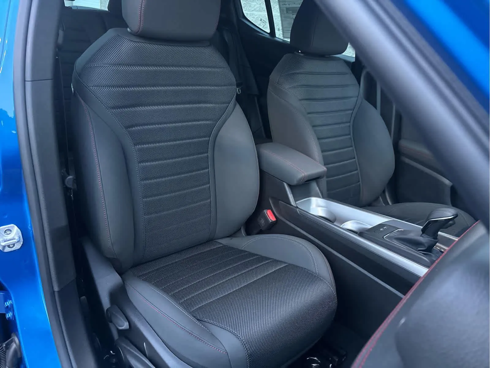 2025 Dodge Hornet GT - Photo 13