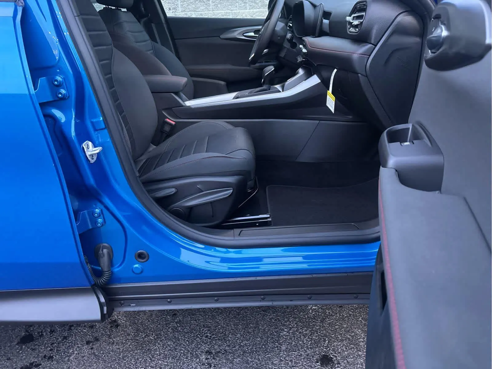 2025 Dodge Hornet GT - Photo 28