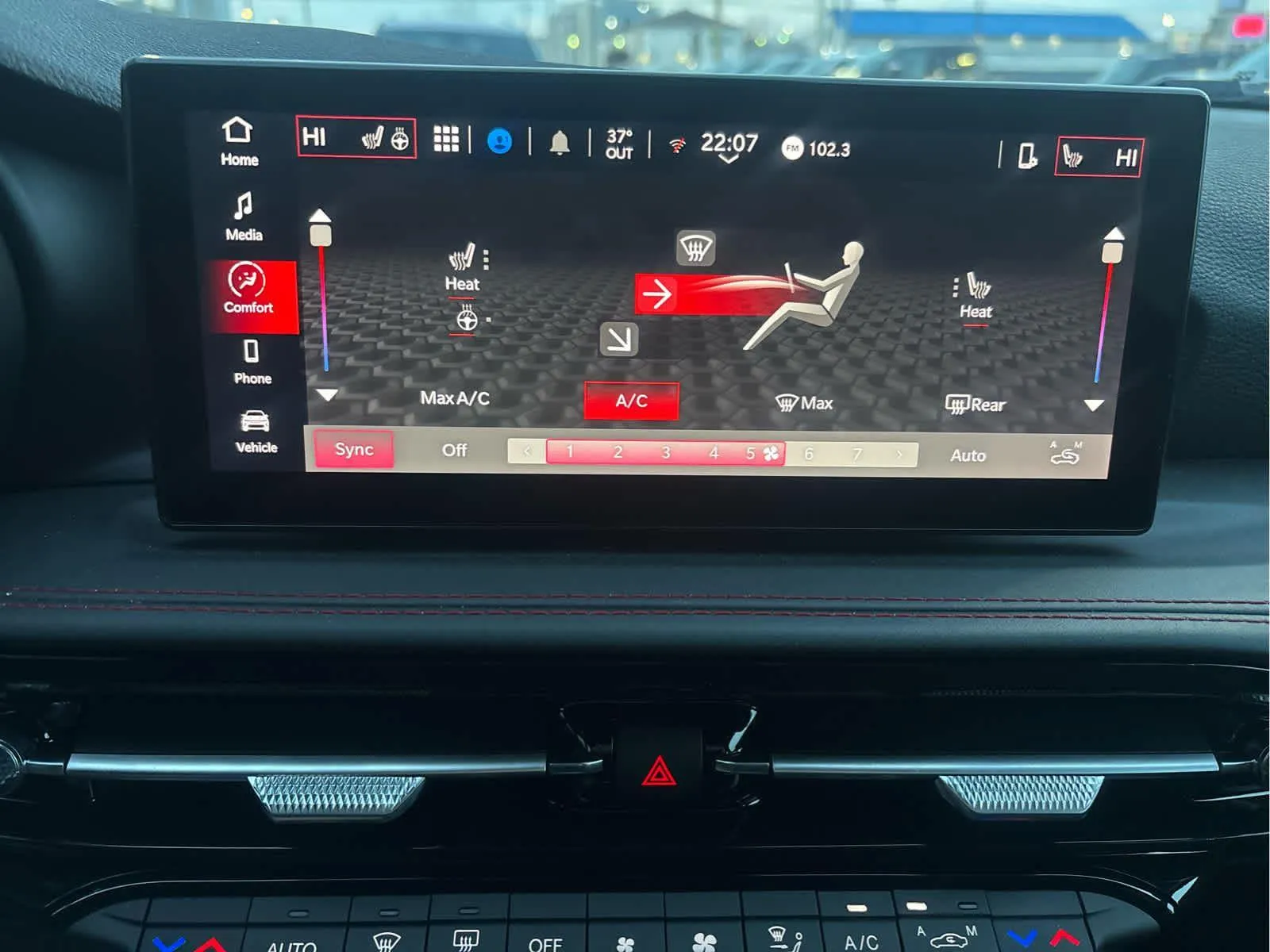 2025 Dodge Hornet GT - Photo 32