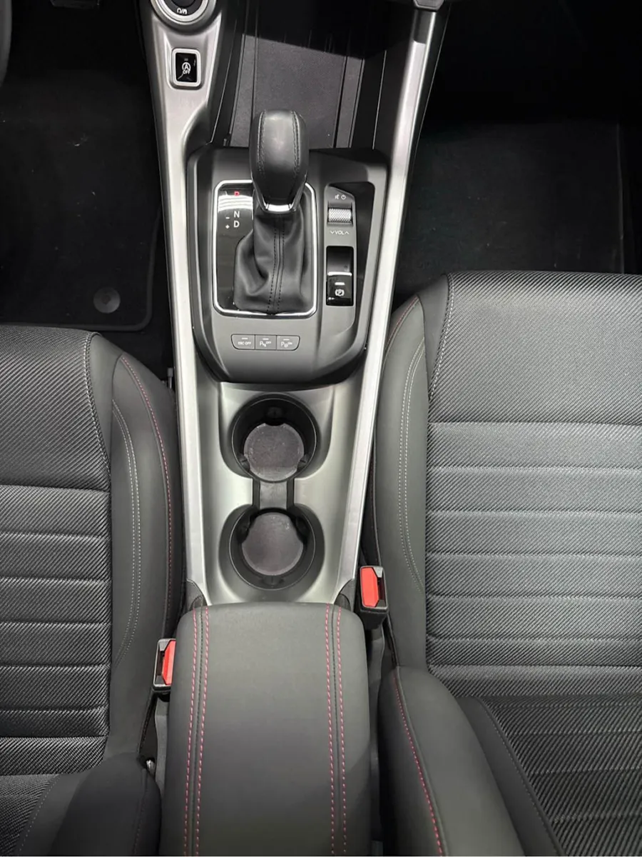 2025 Dodge Hornet GT - Photo 15