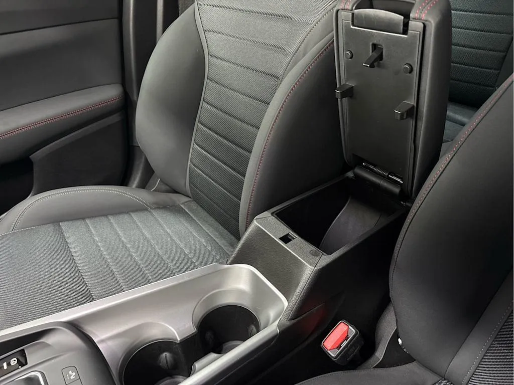 2025 Dodge Hornet GT - Photo 18