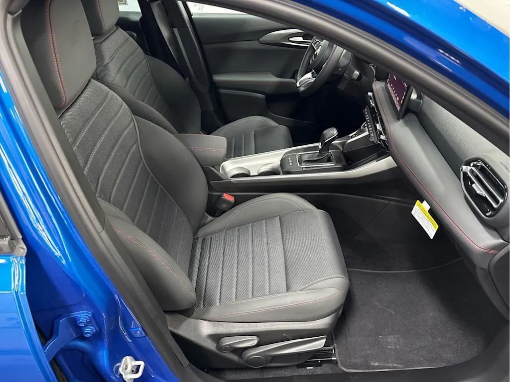 2025 Dodge Hornet GT - Photo 20