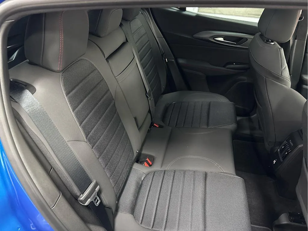 2025 Dodge Hornet GT - Photo 23