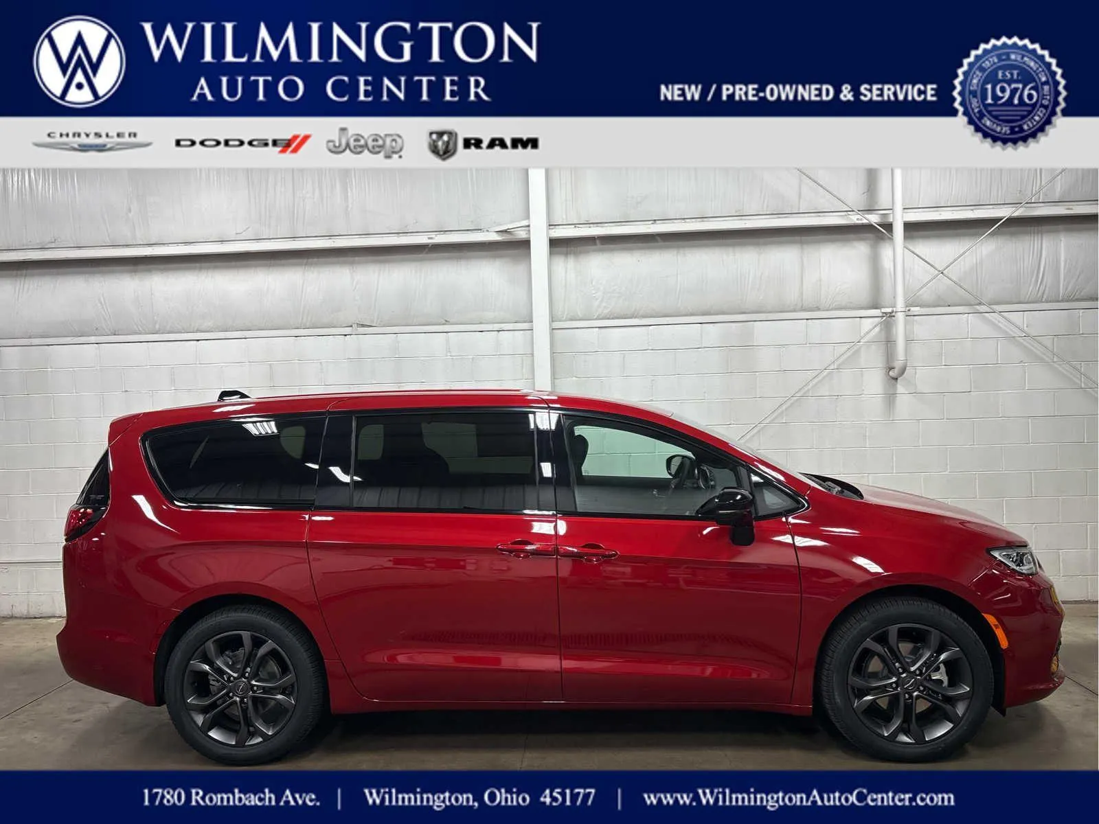 Red 2026 Chrysler Pacifica Select for sale in Wilmington, OH