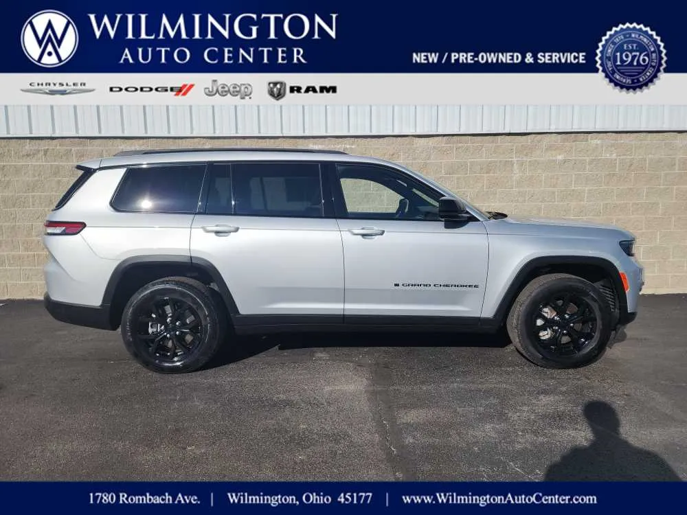 Silver 2024 Jeep Grand Cherokee L Altitude for sale in Wilmington, OH