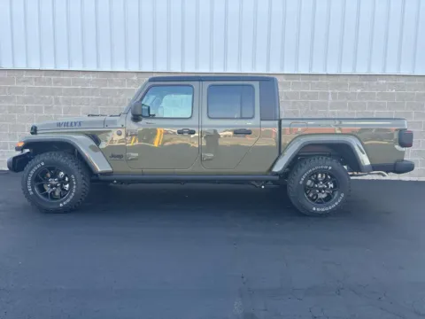More photos of 2025 Jeep Gladiator Willys at Wilmington Auto Center Chrysler Dodge Jeep RAM, OH