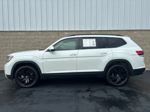 More photos of 2023 Volkswagen Atlas 2.0T SE w/Technology at Wilmington Auto Center Chrysler Dodge Jeep RAM, OH