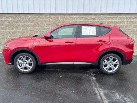 More photos of 2024 Dodge Hornet R/T at Wilmington Auto Center Chrysler Dodge Jeep RAM, OH