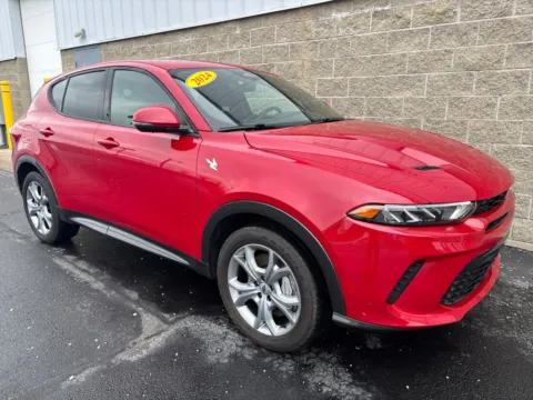 Photos of 2024 Dodge Hornet R/T for sale in Wilmington, OH at Wilmington Auto Center Chrysler Dodge Jeep RAM