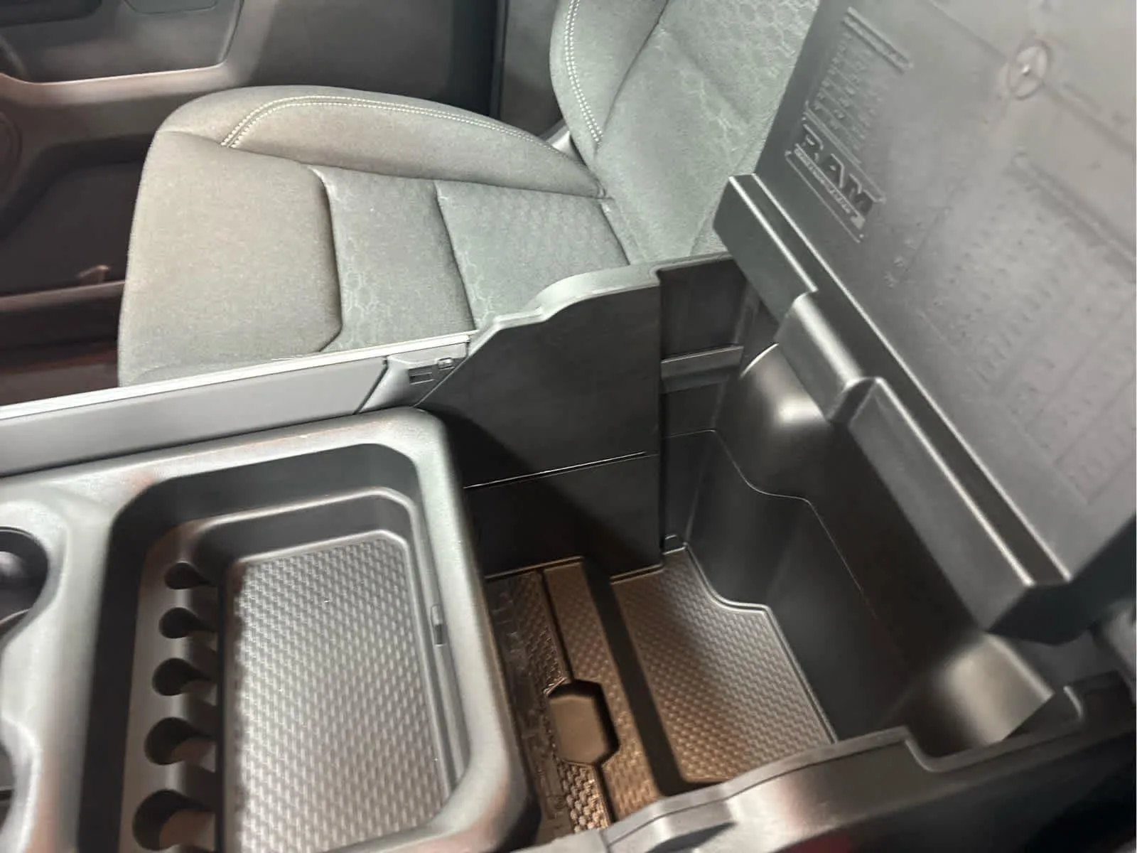 2026 RAM 1500 Big Horn/Lone Star - Photo 24