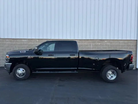 More photos of 2026 Ram 3500 Tradesman at Wilmington Auto Center Chrysler Dodge Jeep RAM, OH