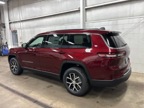 More photos of 2025 Jeep Grand Cherokee L Limited at Wilmington Auto Center Chrysler Dodge Jeep RAM, OH