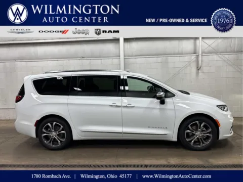 White 2026 Chrysler Pacifica Pinnacle for sale in Wilmington, OH