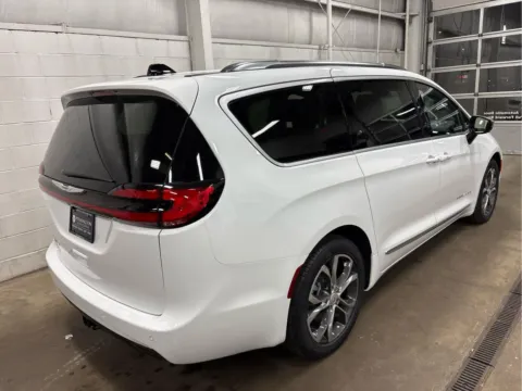 Another view of 2026 Chrysler Pacifica Pinnacle for sale in Wilmington, OH at Wilmington Auto Center Chrysler Dodge Jeep RAM