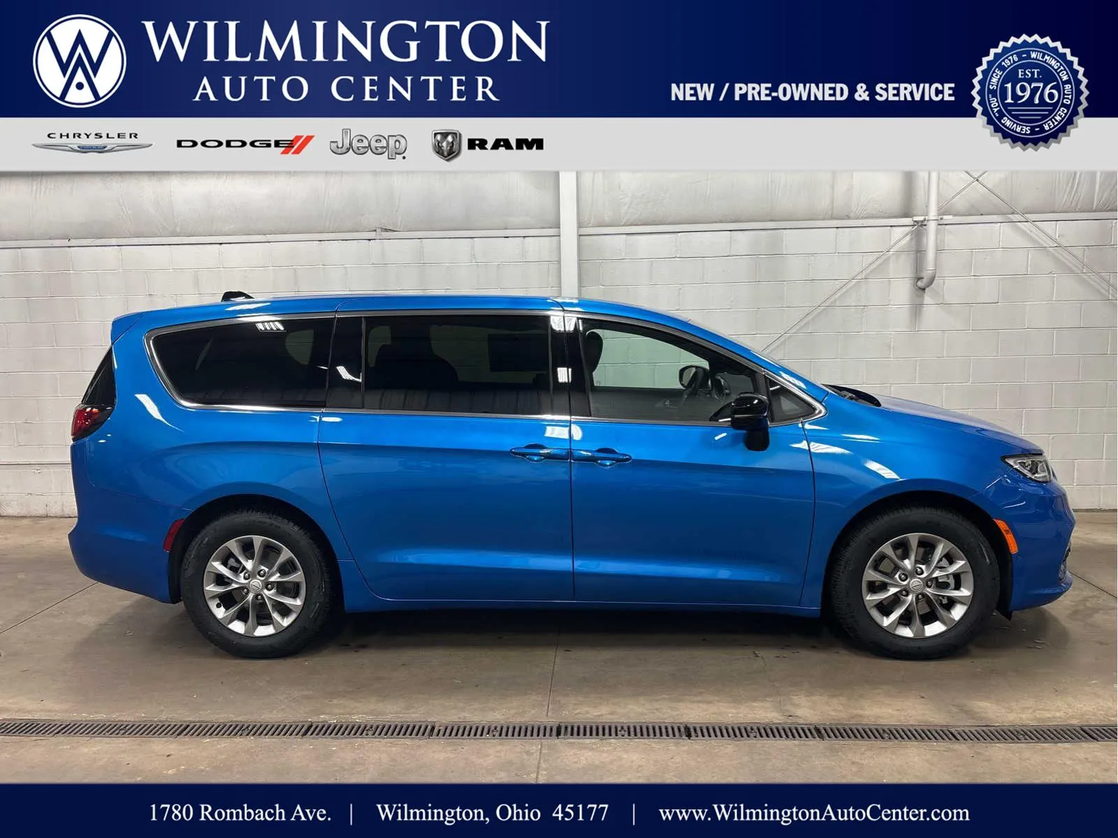 Blue 2026 Chrysler Pacifica Limited for sale in Wilmington, OH