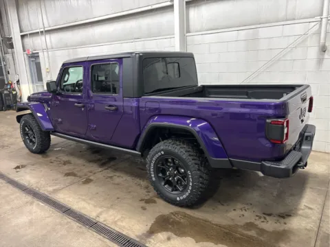 More photos of 2026 Jeep Gladiator Willys at Wilmington Auto Center Chrysler Dodge Jeep RAM, OH