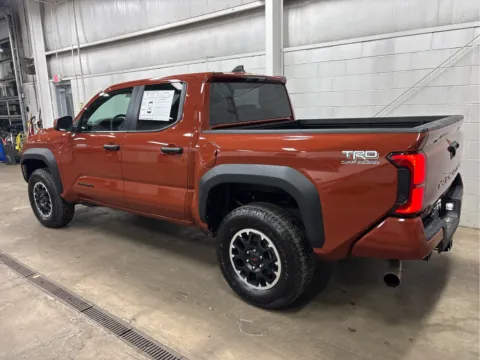 More photos of 2025 Toyota Tacoma TRD Off Road at Wilmington Auto Center Chrysler Dodge Jeep RAM, OH