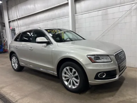 Photos of 2013 Audi Q5 Premium Plus for sale in Wilmington, OH at Wilmington Auto Center Chrysler Dodge Jeep RAM
