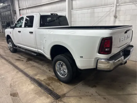 More photos of 2026 Ram 3500 Tradesman at Wilmington Auto Center Chrysler Dodge Jeep RAM, OH
