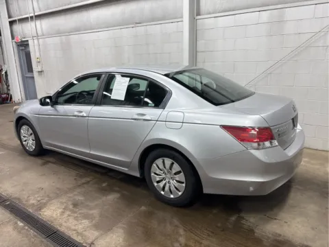 More photos of 2009 Honda Accord LX at Wilmington Auto Center Chrysler Dodge Jeep RAM, OH