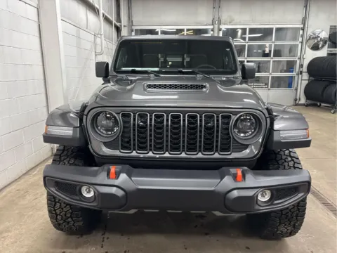More photos of 2026 Jeep Gladiator Mojave at Wilmington Auto Center Chrysler Dodge Jeep RAM, OH