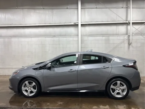 More photos of 2018 Chevrolet Volt LT at Wilmington Auto Center Chrysler Dodge Jeep RAM, OH