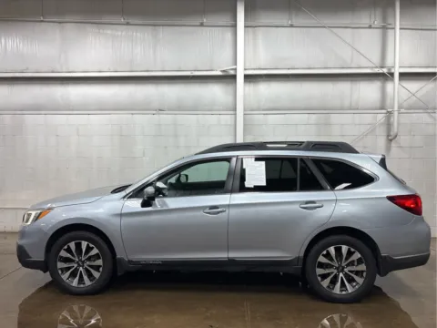 More photos of 2015 Subaru Outback 2.5i Limited at Wilmington Auto Center Chrysler Dodge Jeep RAM, OH