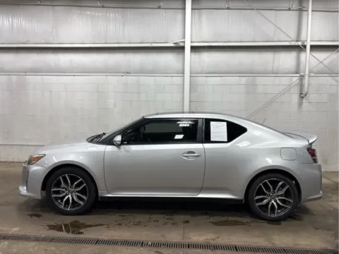 More photos of 2014 Scion tC at Wilmington Auto Center Chrysler Dodge Jeep RAM, OH