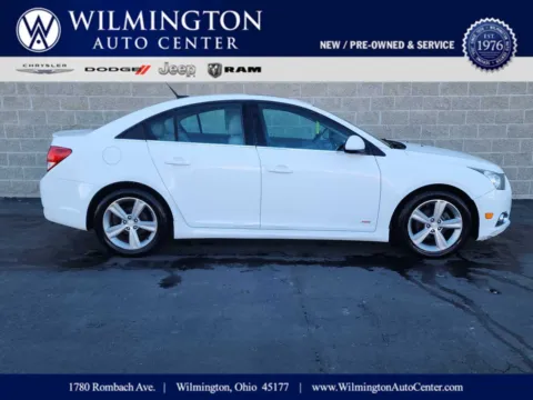 White 2014 Chevrolet Cruze 2LT for sale in Wilmington, OH
