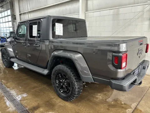 More photos of 2022 Jeep Gladiator Willys at Wilmington Auto Center Chrysler Dodge Jeep RAM, OH