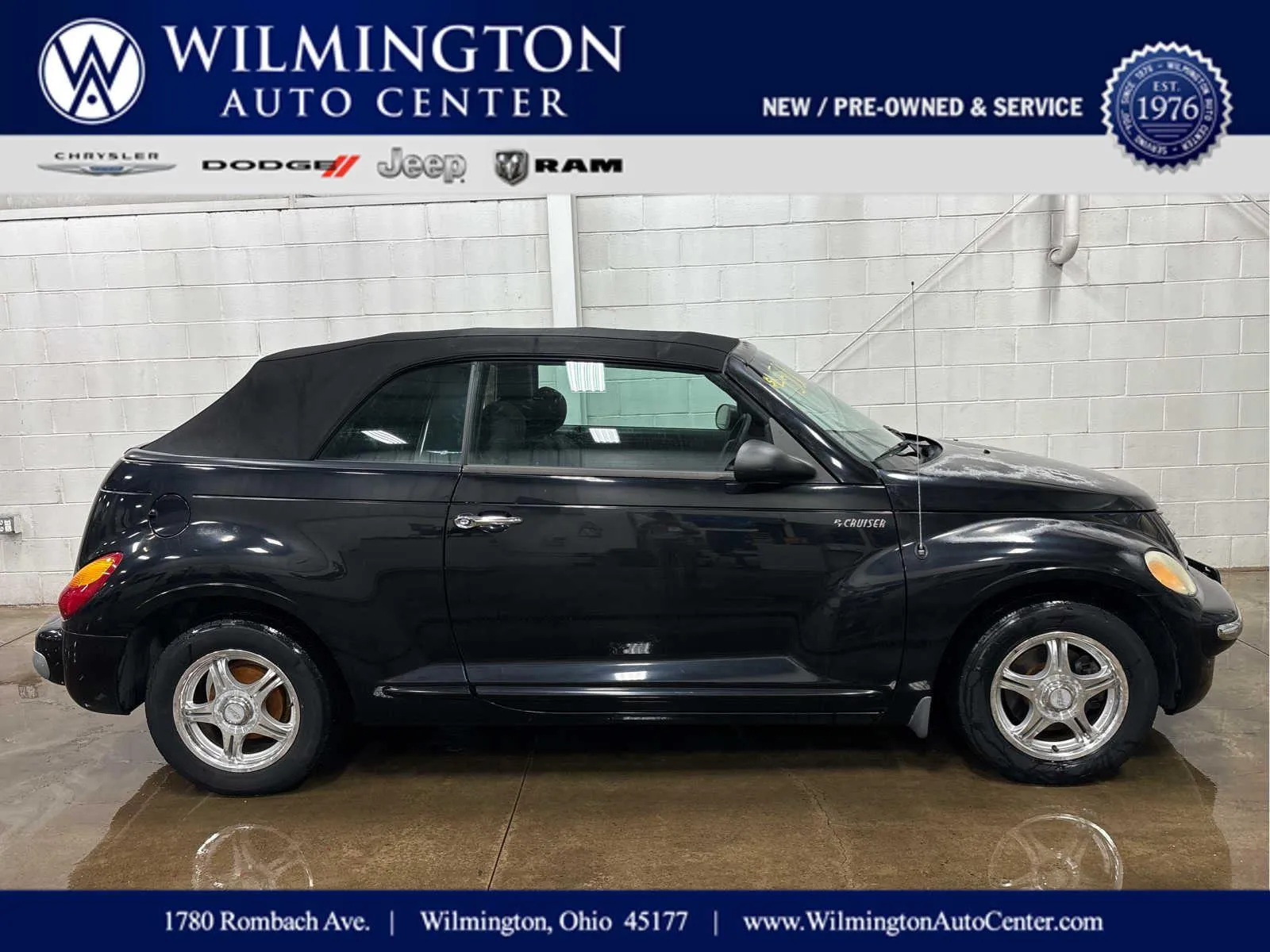 Black 2005 Chrysler PT Cruiser BASE for sale in Wilmington, OH