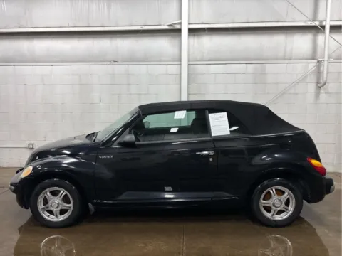 More photos of 2005 Chrysler PT Cruiser BASE at Wilmington Auto Center Chrysler Dodge Jeep RAM, OH